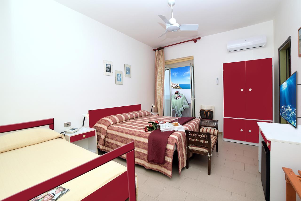 Hotel Peschici Zewnętrze zdjęcie
